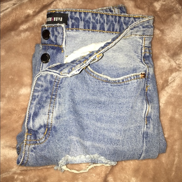ryan boyfriend jeans